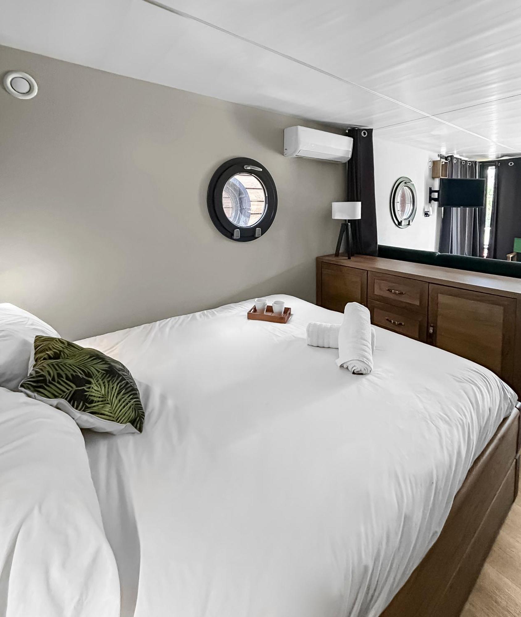 Sejour Unique Sur Un Bateau 