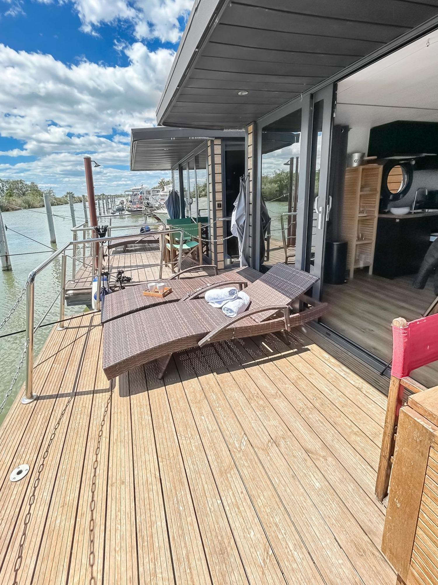 Sejour Unique Sur Un Bateau 
